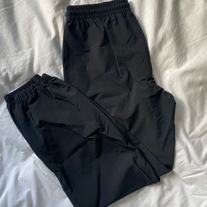 Aritzia TNA Track Pant Jogger